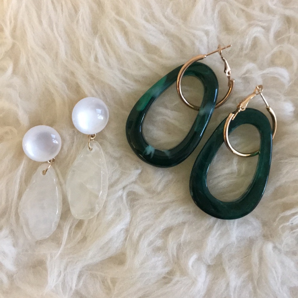 Two pairs of Earrings